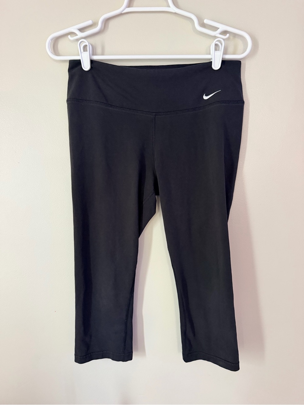 Nike Black Performance Capri Leggings